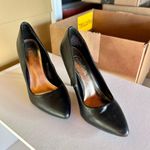 Candie's Classic Pointed Black Stiletto Photo 0