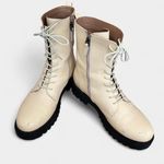 Aerosoles  Women's Cream Lace-Up Boots Size 11 Photo 4