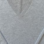 Saks 5th Avenue Saks Fifth Avenue Women’s 100% Cashmere Light Gray Pullover Sweater Size Small Photo 5