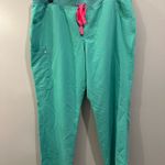 FIGS Kade Cargo Scrub Pants Surgical Green Photo 4