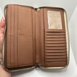 Michael Kors Jet Set Zip Around Wallet Photo 6