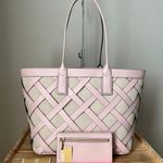 Michael Kors Set Photo 1