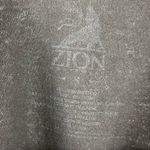 Zion Rootswear Zion Bob Marley Small Graphic Print Shirt Band Music Reggae Lion Roar Photo 3