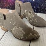 Seychelles Lantern Ankle Boots Taupe Embroidered Western Boho Floral Sz 7.5 Photo 0