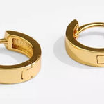 Boutique Unisex‎ Small 14k Gold Plated Sterling Huggie Hoop Earrings, 12mm Photo 0