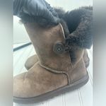UGG  Women's Bailey Button II Short Chocolate Boots Size 9 Photo 8