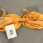 Dippin' Daisy's Dippin’ Daisy’s Bikini Top Photo 1