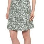 Eddie Bauer Harmony Dress Moisture Wick Built-In Bra Green Palm Print Photo 0