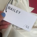 Bailey44 NWT Bailey 44 white hades too blouse 100% silk Photo 4