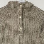 Columbia  Zigzag Patterned Tan Sweater Photo 1