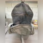 BELLA RUSSO TRAVEL COLLECTION PURSE TOTE TOILETRIES ROLL BAG GRAY ROUND STYLE Photo 4