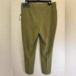 Nine West NWT Women’s Cyprus The Skinny Pants in Olive Green Size 8 Photo 5