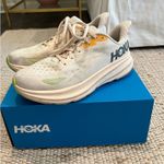 Hoka Women’s Clifton  9  Photo 1
