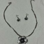 Elegant Silver Floral Necklace and Earring Set Photo 1