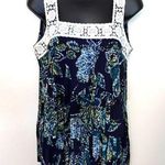 Susan Lawrence  sleeveless blouse Photo 0