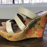 Born Shoes Born Platform Wedge Floral Sandals White Leather Upper Size 6 Photo 4