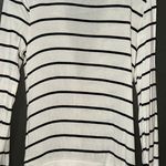 Zenana Long black and white cardigan with gold buttons Photo 3