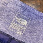The North Face  Capri Yoga Pants - size medium Photo 2