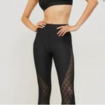 Alo Yoga  Airlift Mesh Set Photo 3