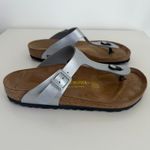 Birkenstock  Gizeh Birko Flor Sandal 39 & 40 Mismatched Silver Metallic Slides Photo 3