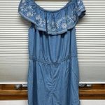 Boutique Plus NWT Blue Chambray Off Photo 0