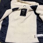 Hollister Women's Size Medium Puffer Jacket Sherpa Lined Hooded Navy Blue Photo 8