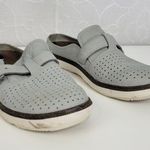 Merrell  Around Town City Womens Loafer  Size 8 Gray Slip On Air Fashion Sneaker Photo 0