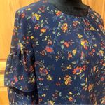 Madewell Ruffle-Sleeve Top Blouse in Climbing Vine Navy Blue Floral Size Medium Photo 6