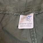 Terra & Sky  Olive Shorts with Drawstring and Marble Pocket Buttons - 2X/20W-22W Photo 1