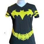 Batman shirt with cape XL fits like large Photo 0