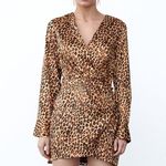 ZARA  Satin Effect Leopard Print Mini V-Neck Wrap Dress Long Sleeves Size M NEW Photo 2