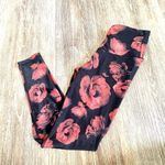 Victoria's Secret Victoria Secret Sport Roses are red  rose print leggings Photo 3