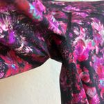 Lululemon Swift Speed High-Rise Tight 28"
Fluoro Floral Multi Size 4 Photo 6