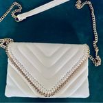 Sondra Roberts Squared White/Gold Crossbody Bag Photo 4