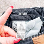 American Eagle Dark Wash Skinny Jean Size 0 Short Photo 5