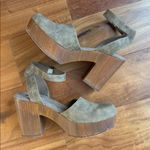 White Mountain  platforms Photo 2