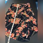 Max and Cleo Black Pink Floral Stretch Asymmetrical Skirt Women’s Size XS Photo 5