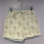 Skoozi vintage white floral cotton jean shorts Size undefined Photo 0
