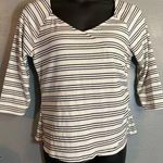 Jennifer Lopez white and black striped ribbed top Photo 0