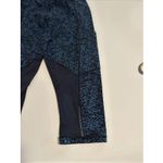 Lululemon Outrun Leggings Iced Wave Blue Black Crop Capri Women's Size 8 Photo 5