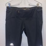 Decathlon black trail running cropped butterfly print athletic leggings Size M Photo 2