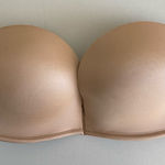 Victoria's Secret  Bombshell Plunge 34DD Bra‎ Nude Tan Convertible Strapless Photo 0