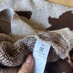 Cupshe Crewneck Sweater in Leaf Pattern Photo 3