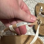 Vionic  Elegant White Sandals with Decorative Accents Photo 4