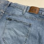 Lee  Women's Capri Jeans Mid Rise Zip Blue Denim Five-Pocket Leather Patch​​ Photo 4