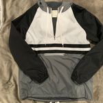 Zine Domino Pullover Half Photo 0