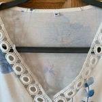 White Floral Blue Pink Short Sleeve Woman’s Medium V Neck Photo 1