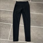 Orvis  Midweight High Rise Fleeced Lined Legging size Small Photo 2
