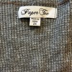 Paper + Tee Paper Tee gray ribbed long‎ sleeve top with orange lace neck trim Photo 2