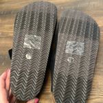 Universal Threads Universal Thread Women’s Betsy clogs, suede NWT Photo 5